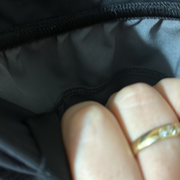 Lululemon Men’s Athletic Shorts, Size Large - Picture 3 of 5